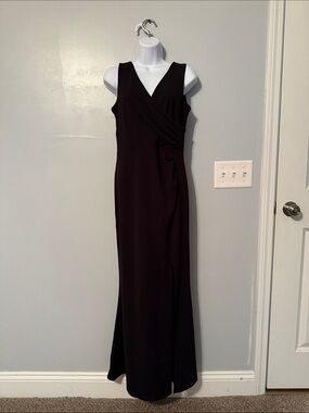 Woosea Sleeveless Black V-Neck Wrap Evening Dress